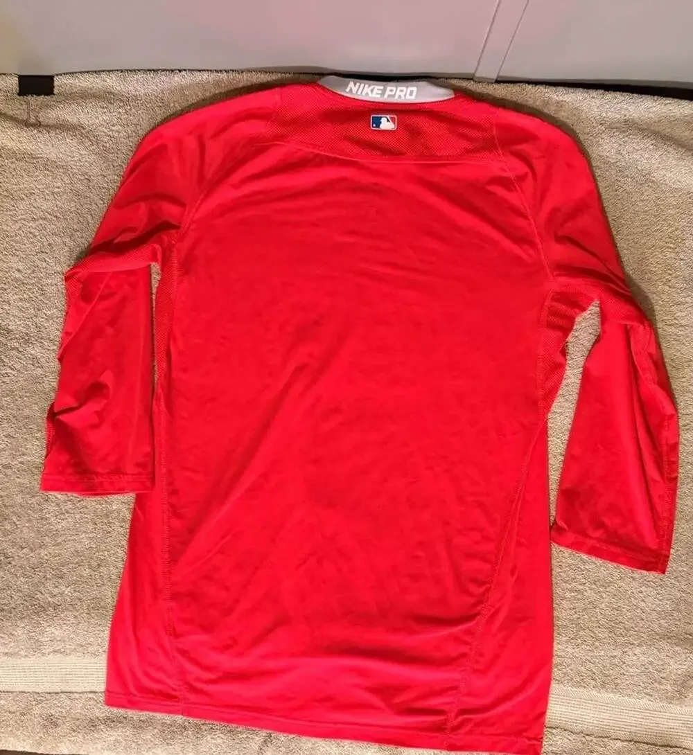 Nike Dri-Fit Pro Slim Fit Size M Red Long Sleeve Athletic Shirt